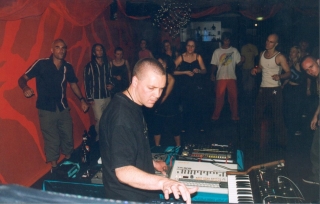 Steve at Mantra.jpg